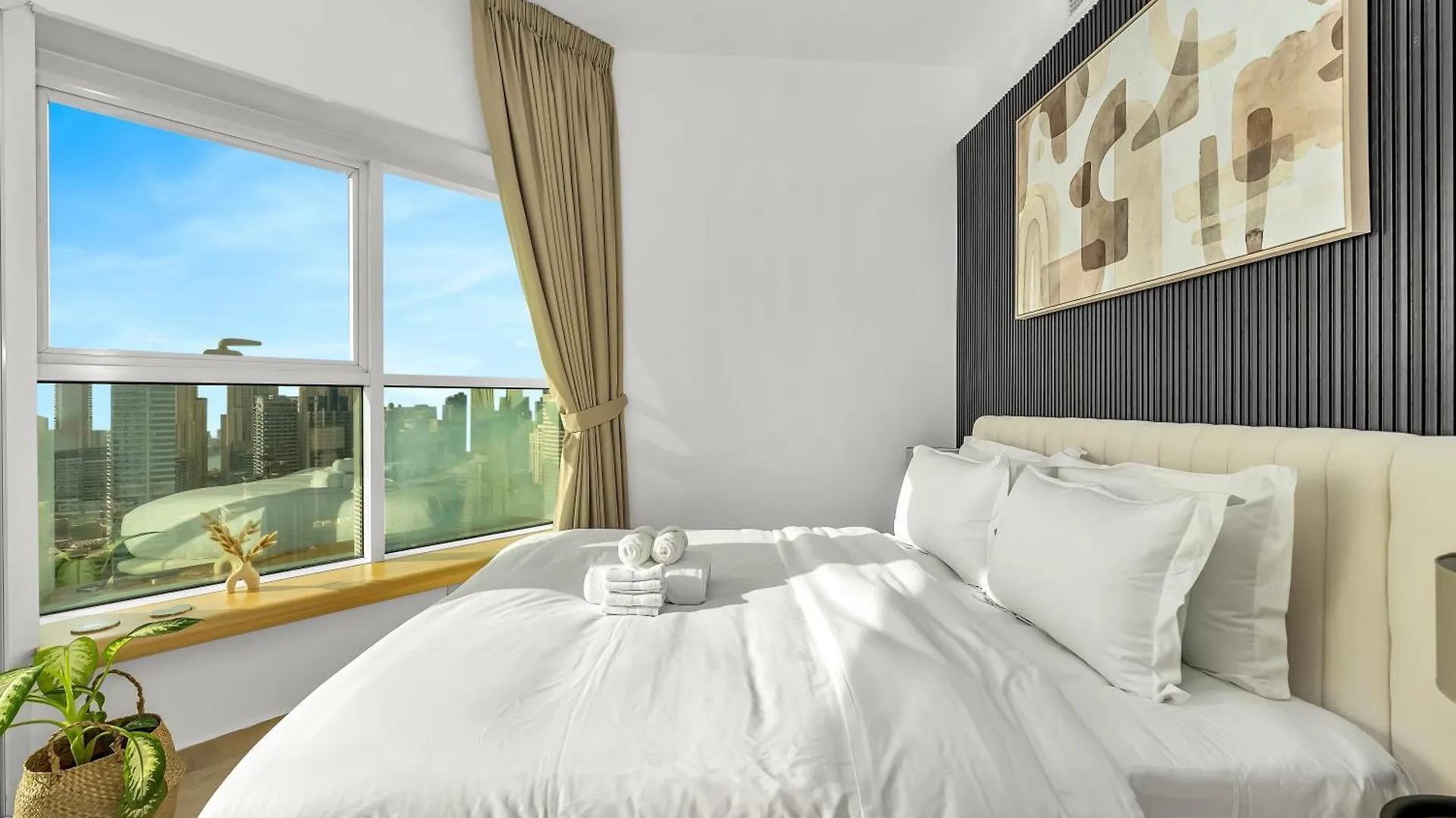Apartamento Stunning Panoramic Sea & Marina Skyline View Dubái