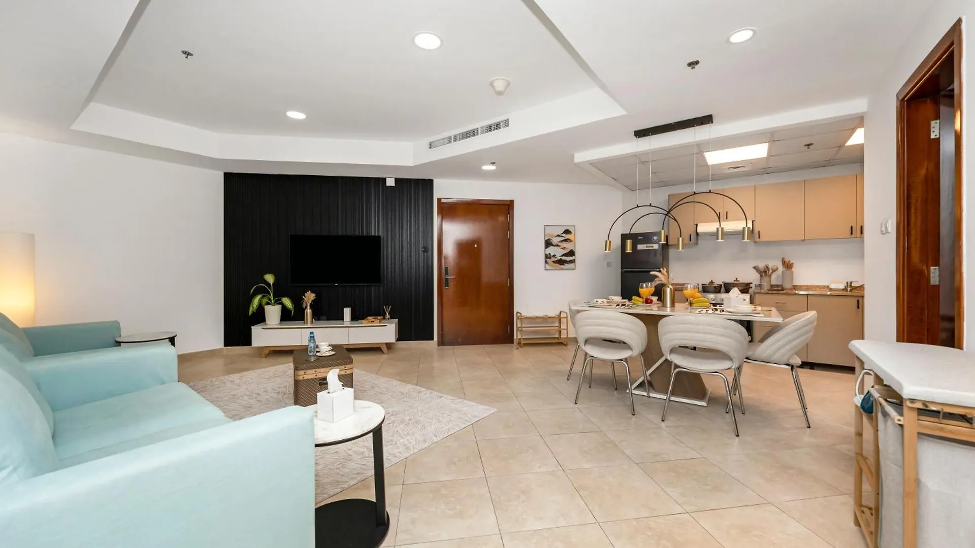 Stunning Panoramic Sea & Marina Skyline View Apartment Dubai