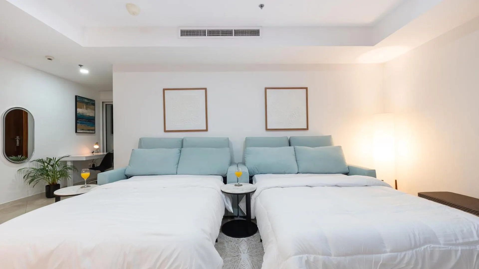 Stunning Panoramic Sea & Marina Skyline View Apartment Dubai United Arab Emirates